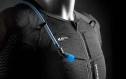 Bluegrass B&S D30 Body Armour - 3PP031CE00X20 9 Bluegrass B&S D30 Body Armour - 3PP031CE00X20 -Enduro Butik armour bs gravity protection unisex fit 2 1536x965 1